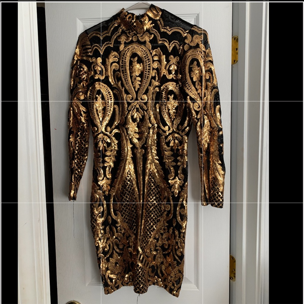 Formal Gold/Black Short Dress